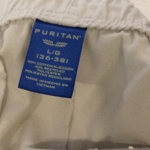 Light khaki,elastic waist, with side pockets.